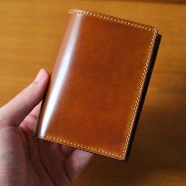 Shell Cordovan Vertical Wallet