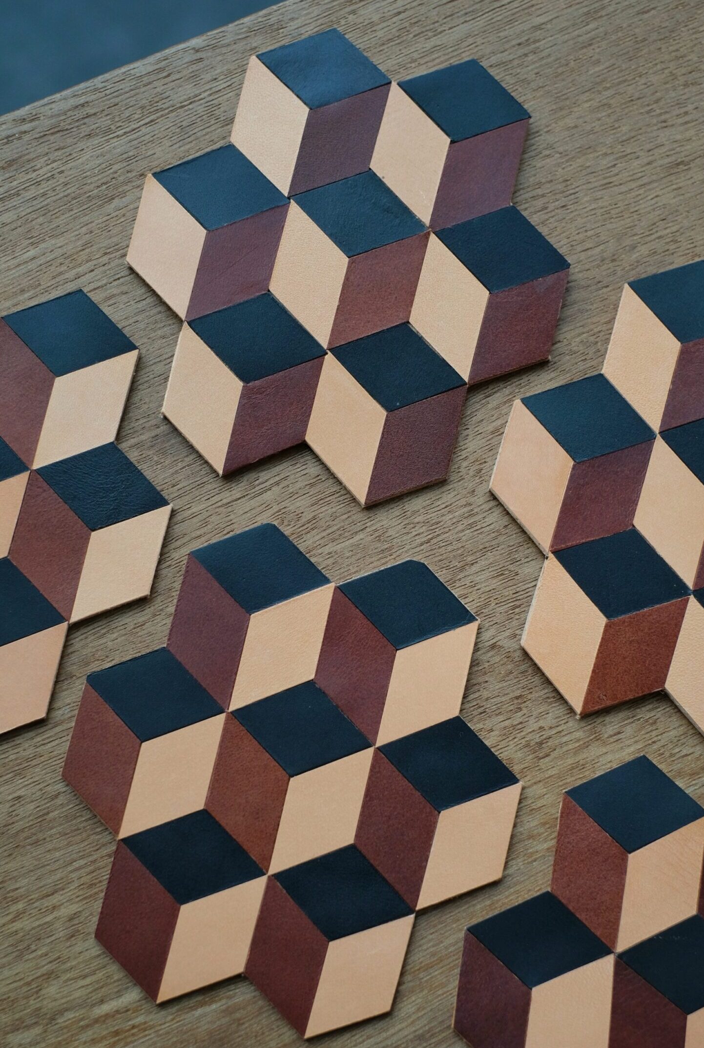 Heksa Buttero Coaster (3pcs) - Image 1