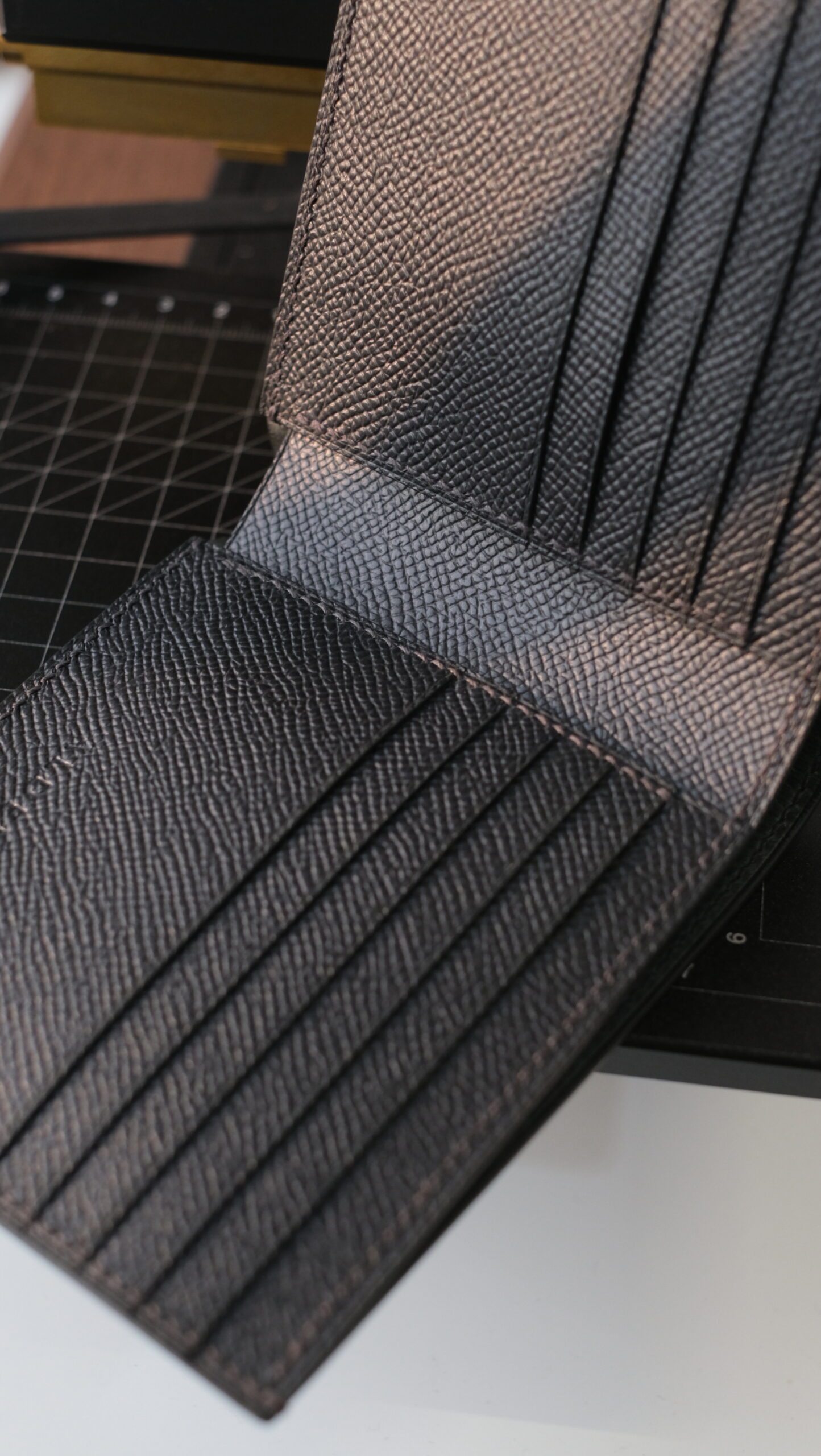 Buttero Hatch Bifold Wallet - Image 5