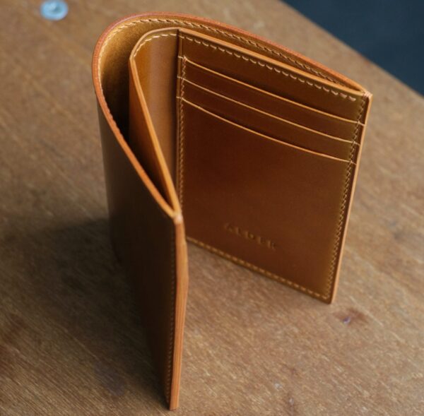Shell Cordovan Vertical Wallet
