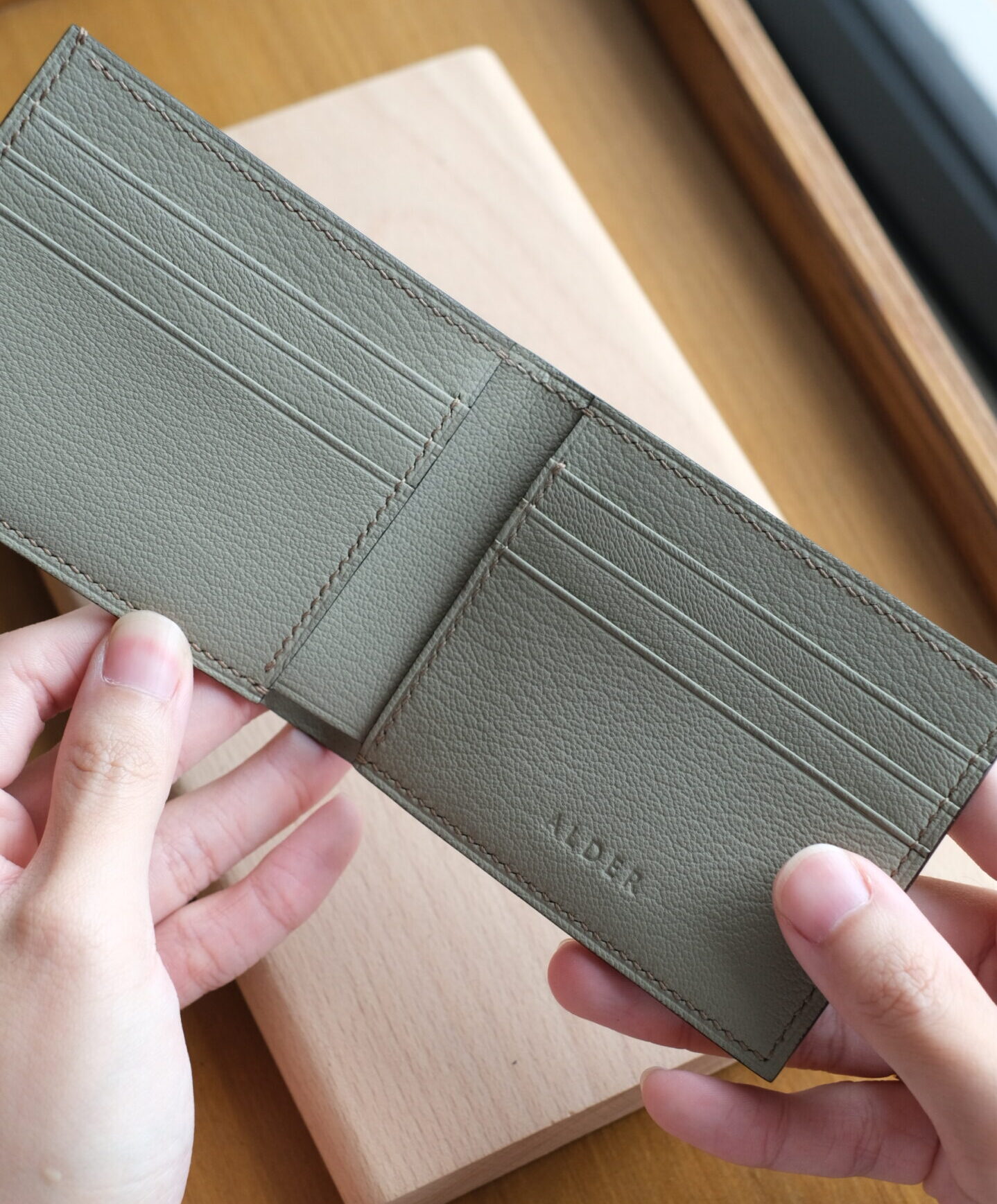 Alran Chevre Bifold Wallet - Image 3