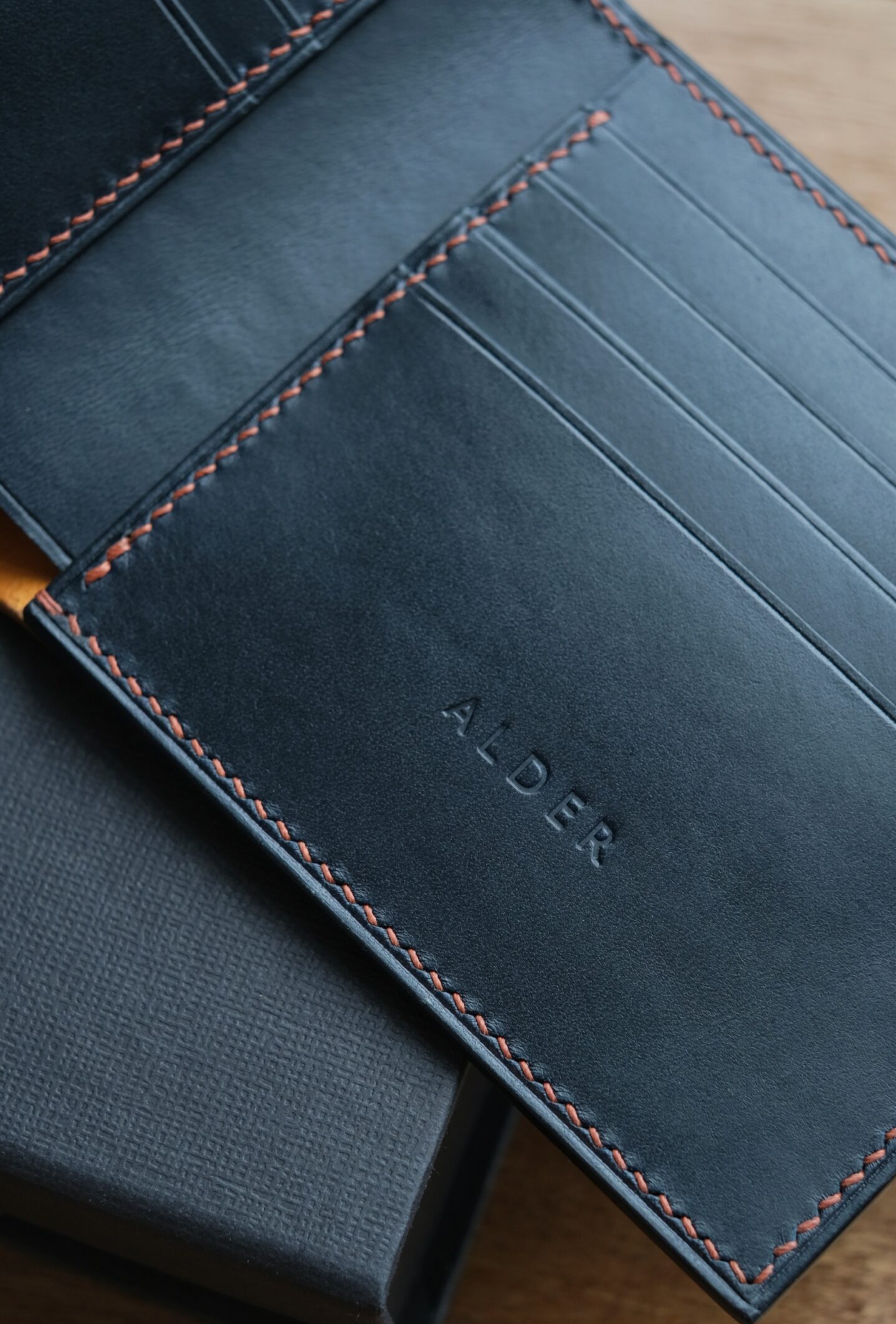 Shell Cordovan Mix Buttero Bifold Wallet - Image 4